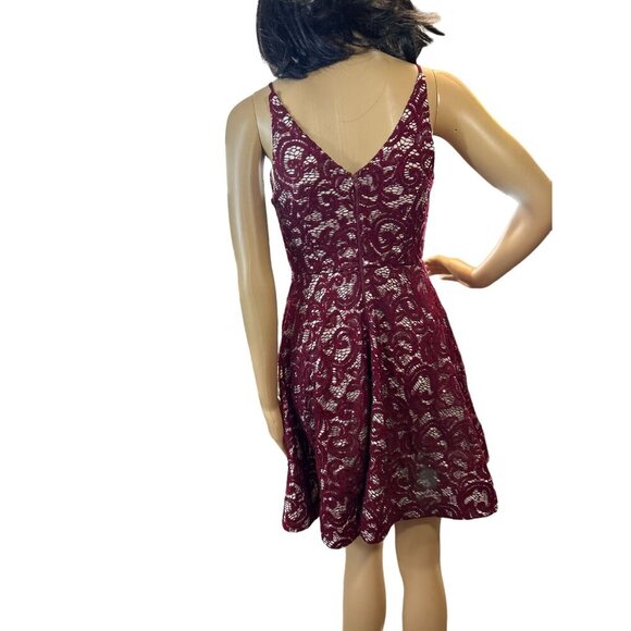 (5 for $25) My Michelle Red Lace & Sequin Sleeveless Fit & Flare Dress Size 5 - Picture 5 of 6